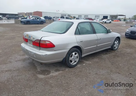 1998 Honda Accord Ex from USA, damaged, VIN 1HGCG5651WA069423
